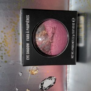 MAC eyeshadow palette in Pink Split